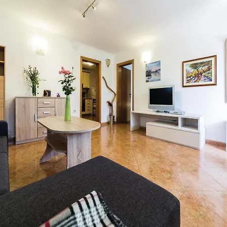 Apartamento One-bedroom In Umag